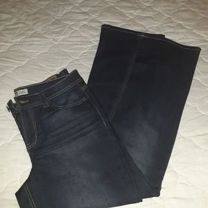 l.e.i. Sophia Hipster Flare